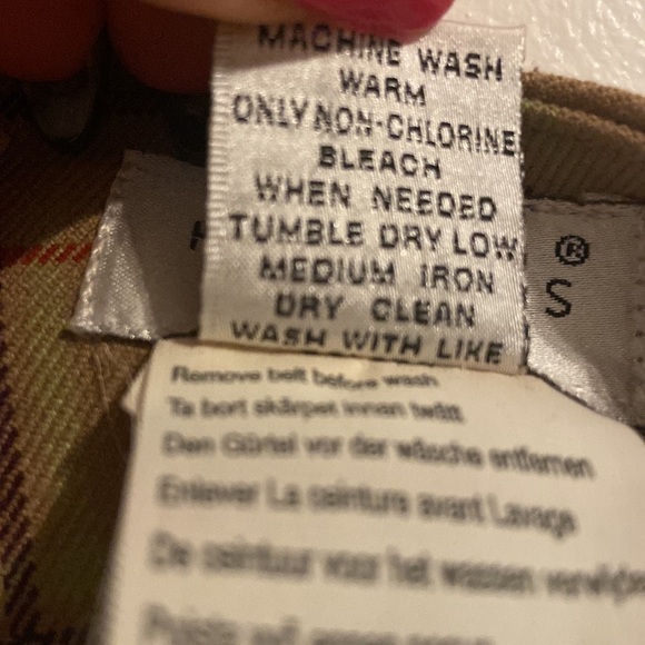 Women’s Hennes Collection bell bottom pants. Tan with pattern. Size 6 - Picture 6 of 6